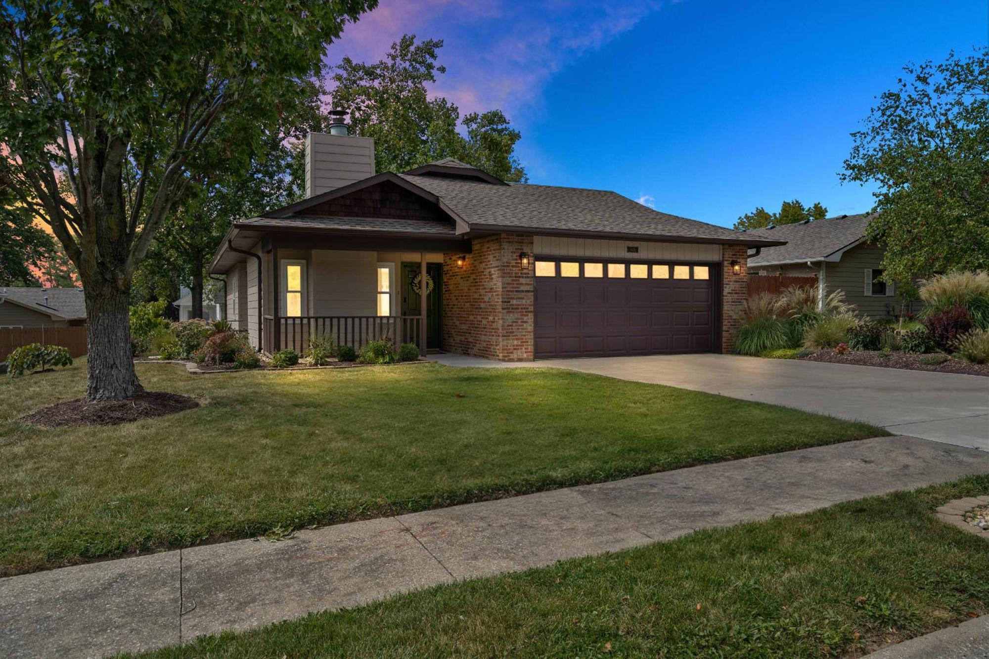 1 5 Miles To Mizzou ~ Spacious & Updated Home~ Columbia Eksteriør billede