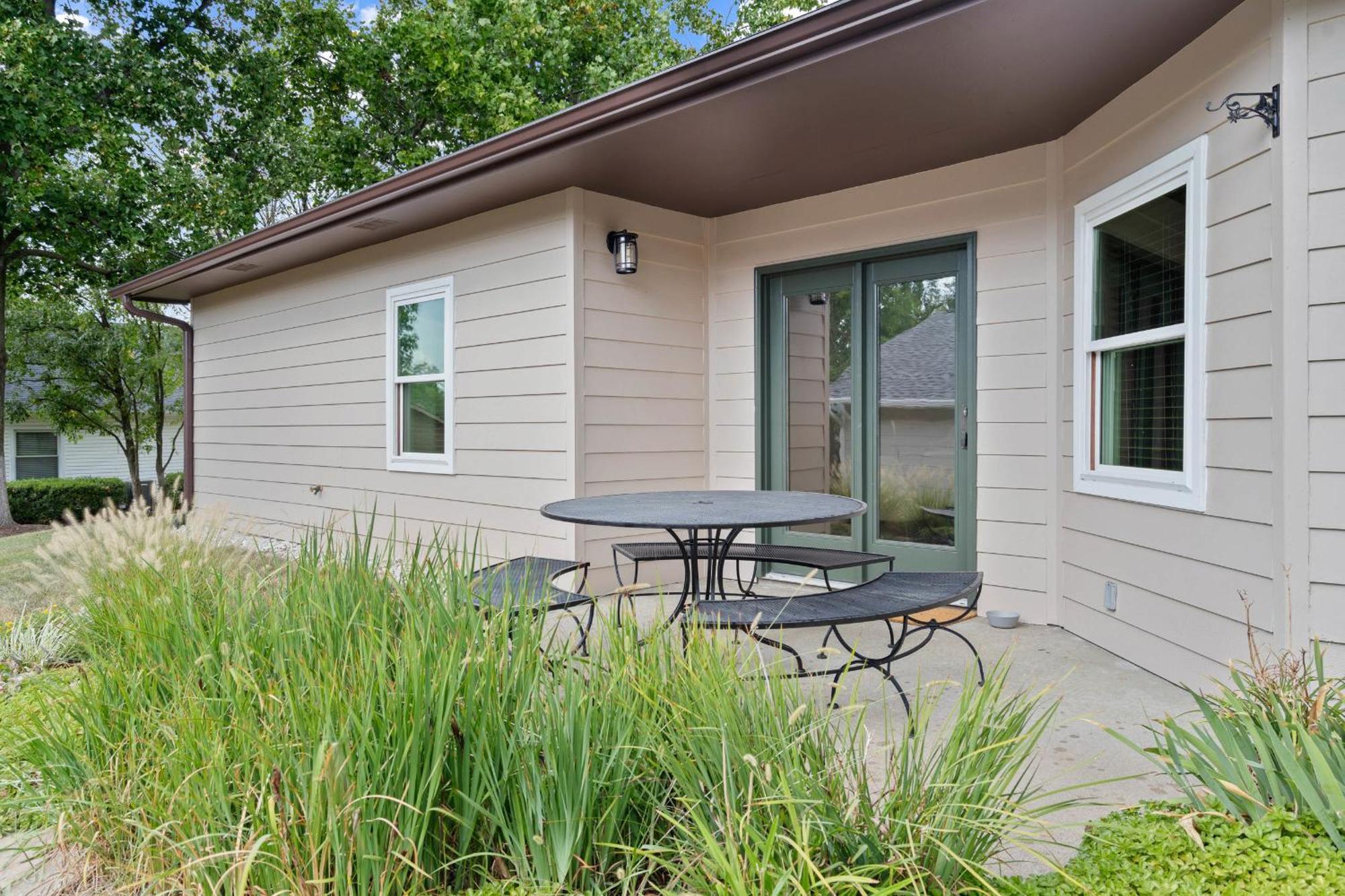 1 5 Miles To Mizzou ~ Spacious & Updated Home~ Columbia Eksteriør billede